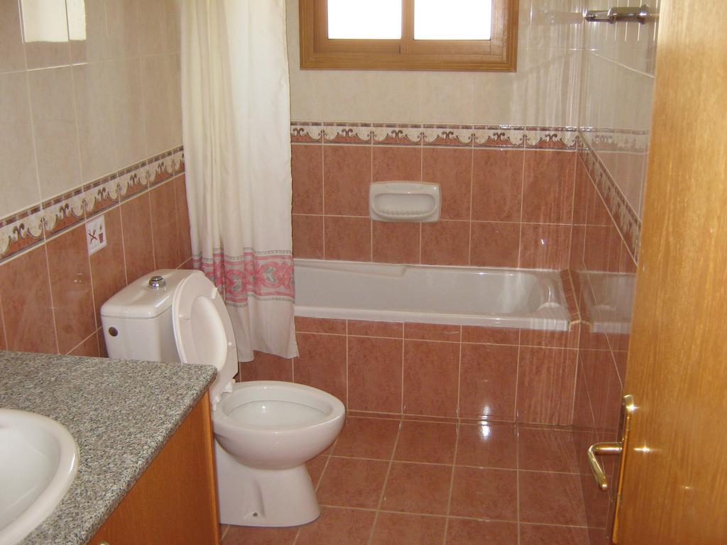 Villa Pergia Latchi Polis Szoba fotó